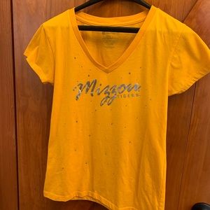 Mizzou Women’s V Neck Size Large